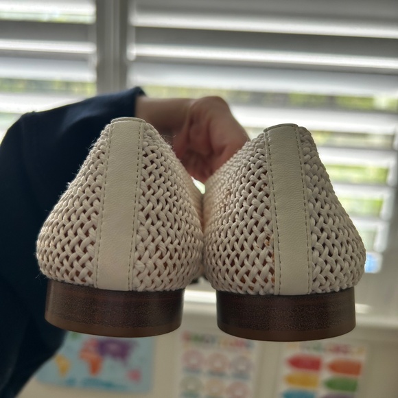 CHANEL Woven Raffia Two Tone Ballerina Flats Size 38.5 - Picture 8 of 9